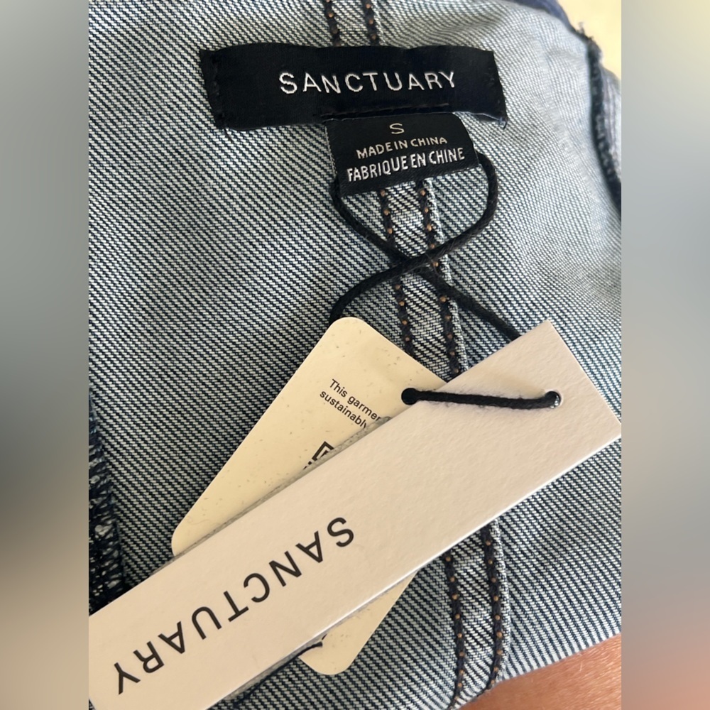 NWT Sanctuary Denim Shift Dress Blossom small button down front with piping back - Picture 8 of 8
